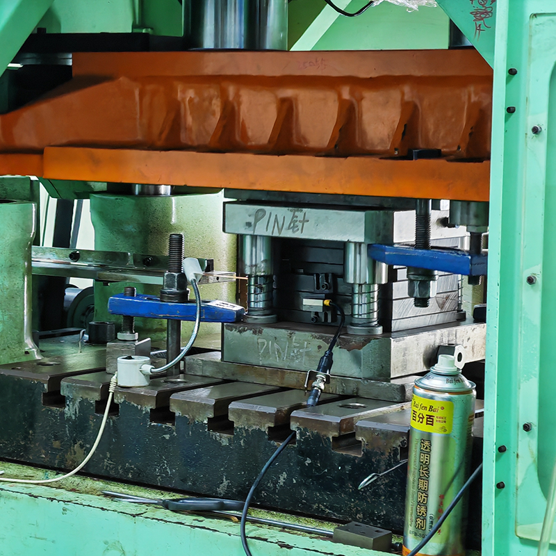 How to Overcome Cracking and Deformation Issues in High-Strength Steel Stamping2